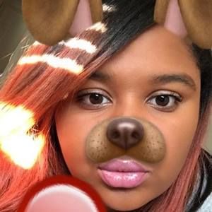 Meet your Posher, Logan